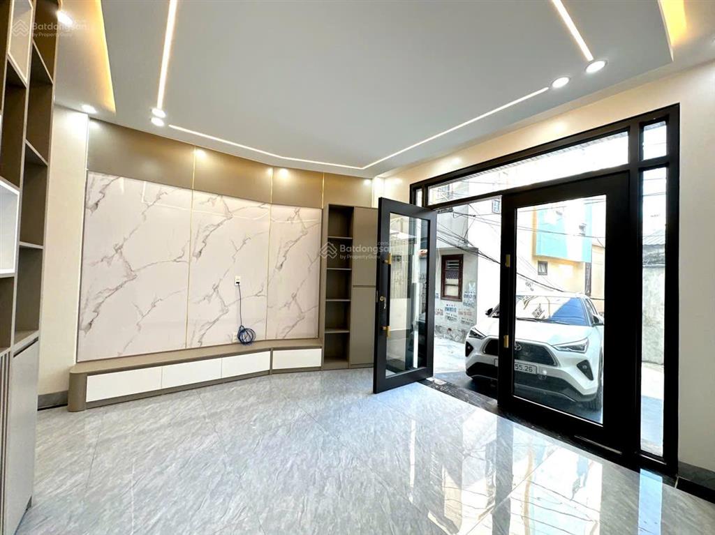 Chính chủ cần bán nhà riêng cách bãi tắm hòn gai 200m vị trí đẹp gần trường chợ