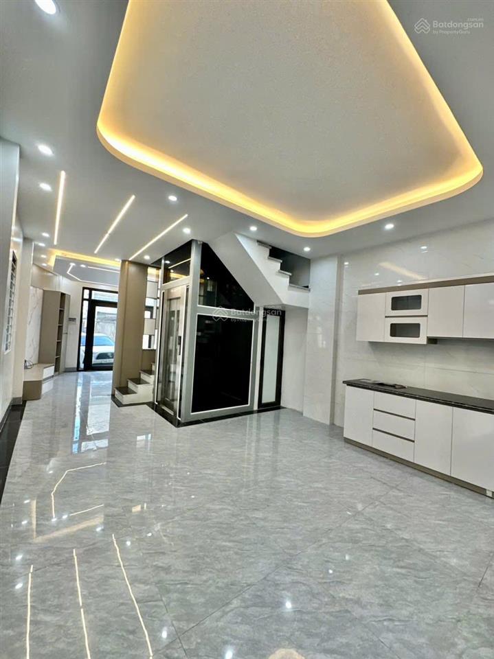 Chính chủ cần bán nhà riêng cách bãi tắm hòn gai 200m vị trí đẹp gần trường chợ