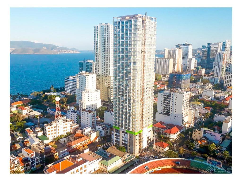 Sản phẩm hiếm giá quá tốt  bán căn hộ dqua hotel & apartment dt 70mv 2pn 2wc sổ hồng riêng