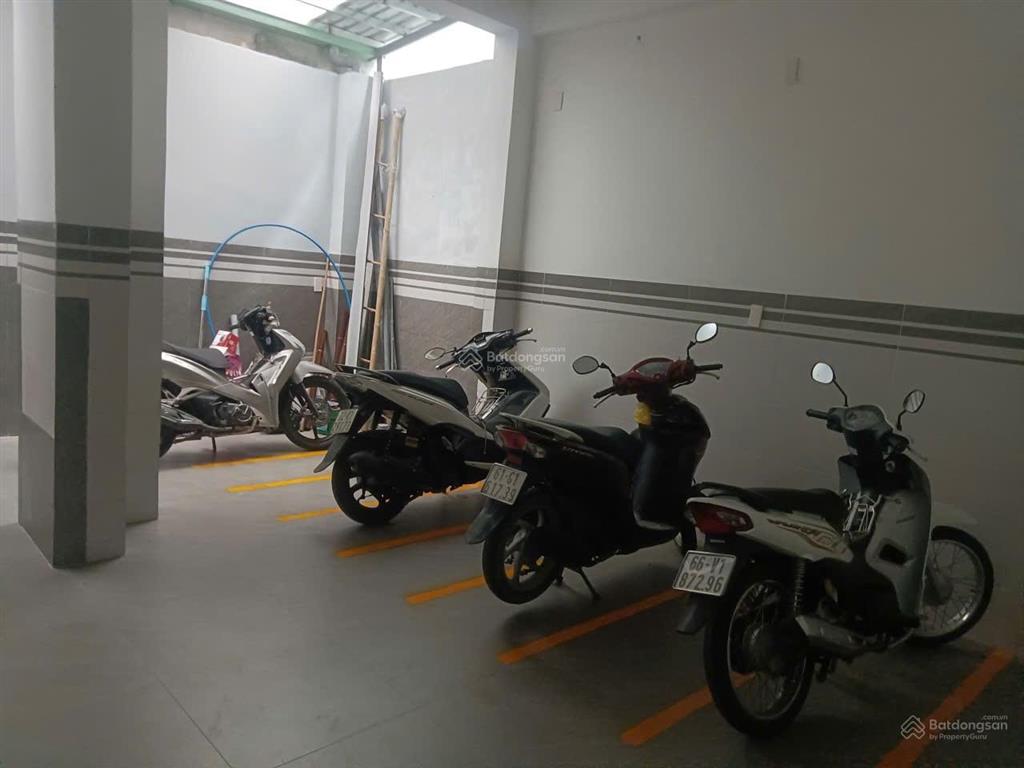 Bán căn hộ dịch vụ mới xây đã cho thuê full khách tại phường phước long b, quận 9