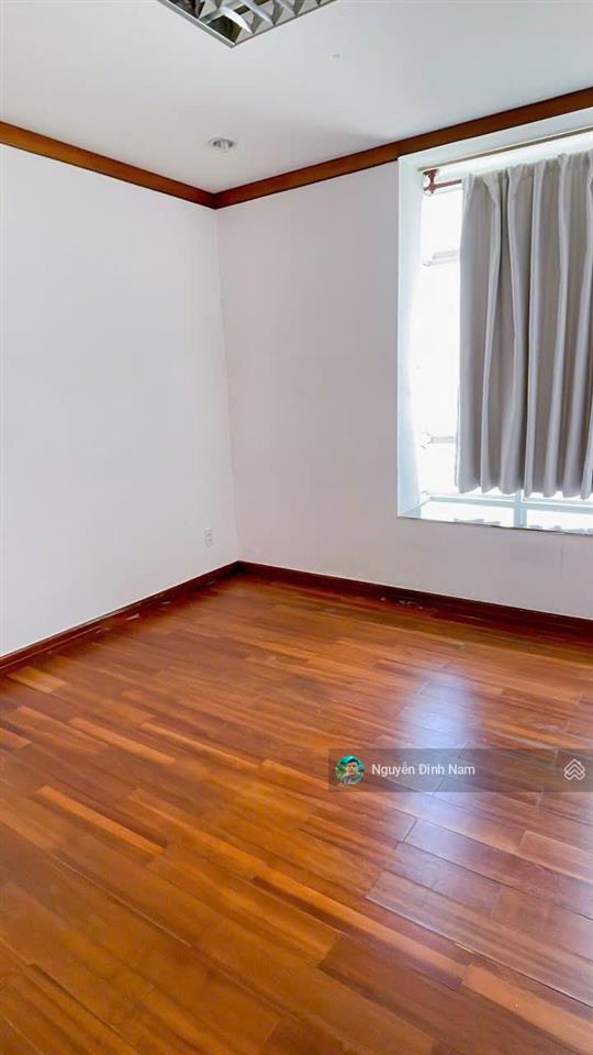 Bán nhanh căn hộ 2pn dt 99m2  tầng cao tại new sài gòn  hoàng anh 3