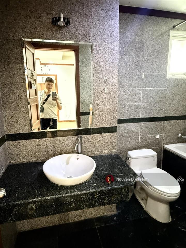 Bán căn hộ 2pn, dt 88m2 tại phú hoàng anh, giá 4 tỷ, tặng nội thất. call 0949 656 ***