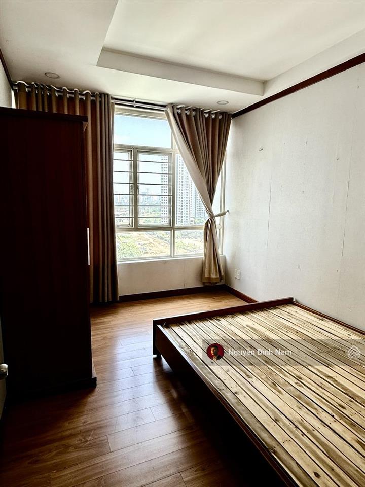 Bán căn hộ 2pn, dt 88m2 tại phú hoàng anh, giá 4 tỷ, tặng nội thất. call 0949 656 ***
