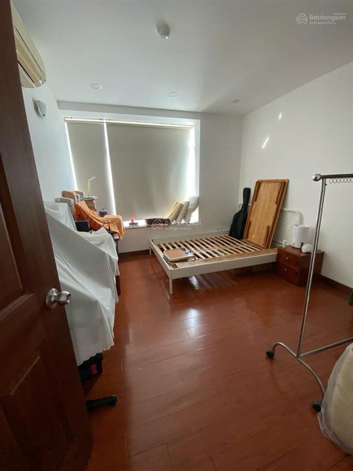 Chủ cần bán gấp căn hộ 2pn tầng 6 view đông nam giá giảm còn 3,6 tỷ tại new saigon  hoàng anh 3
