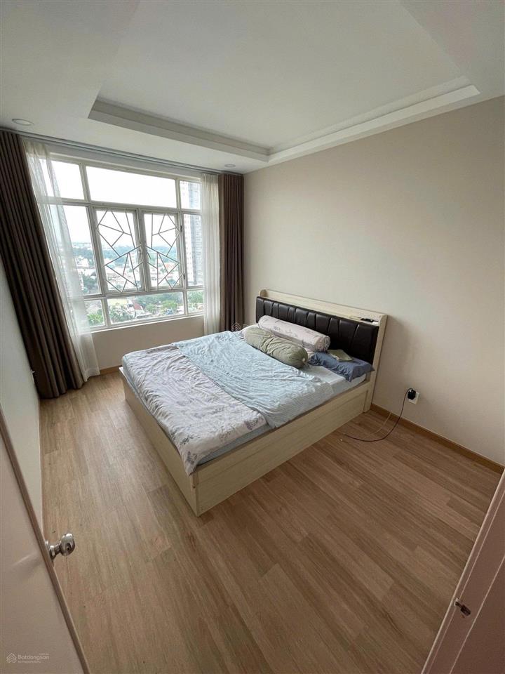 Giảm giá còn 4,650 tỷ ch phú hoàng anh 3pn  dt 129m2 nhà decor cao cấp  đang có hđ thuê 13,5tr