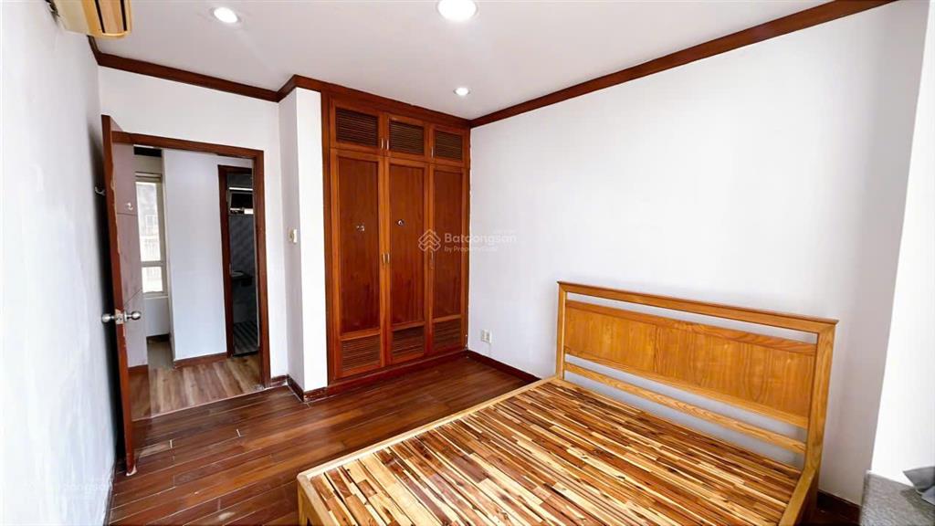 Quá rẻ. bán nhanh căn hộ 2pn 100m2 chỉ 3,3 tỷ  view đông nam tại c/c new sài gòn  hagl3