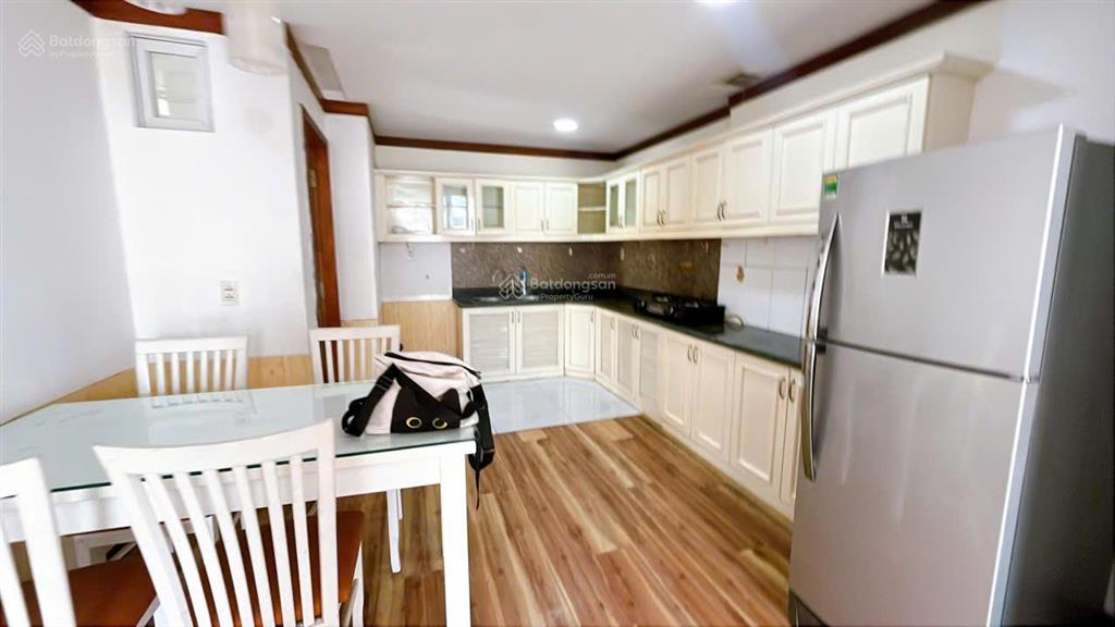 Quá rẻ. bán nhanh căn hộ 2pn 100m2 chỉ 3,3 tỷ  view đông nam tại c/c new sài gòn  hagl3