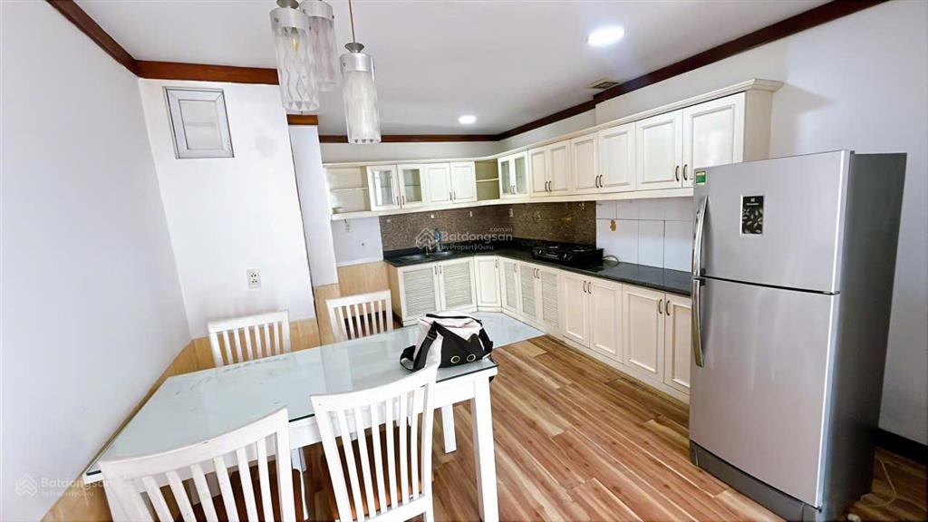 Quá rẻ. bán nhanh căn hộ 2pn 100m2 chỉ 3,3 tỷ  view đông nam tại c/c new sài gòn  hagl3