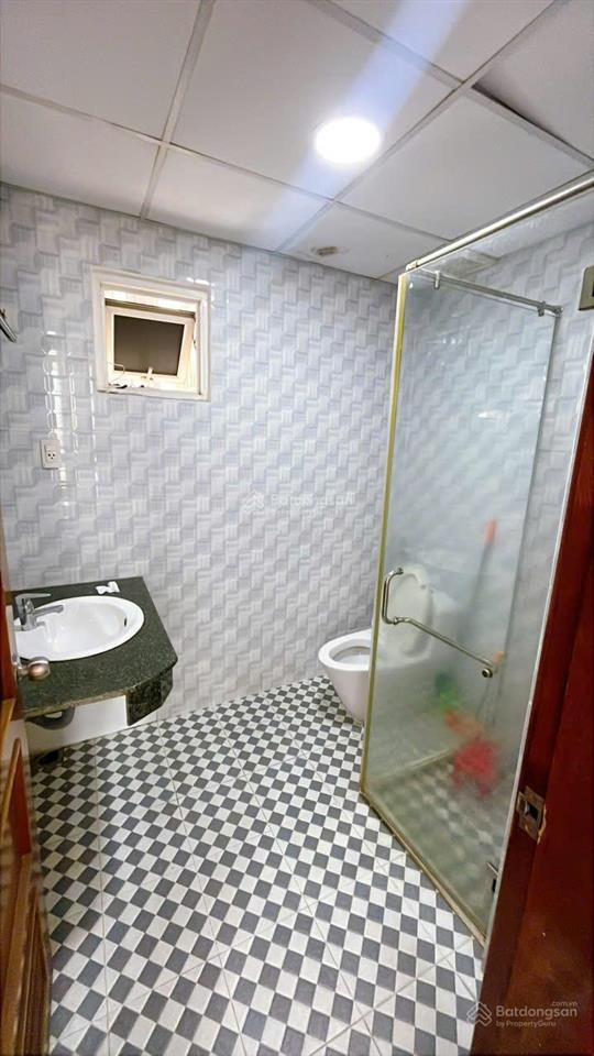 Quá rẻ. bán nhanh căn hộ 2pn 100m2 chỉ 3,3 tỷ  view đông nam tại c/c new sài gòn  hagl3