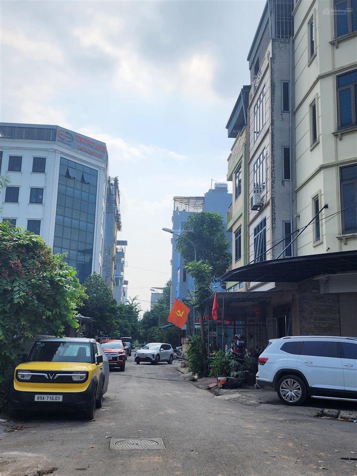 Cho thuê nhà 4 tầng dương nội đường ô tô tránh phù hợp làm văn phòng