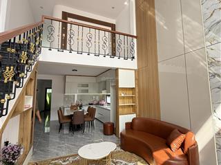 Tôi cần bán nhà 2 tầng full nội thất  khái tây 1  hoà quý