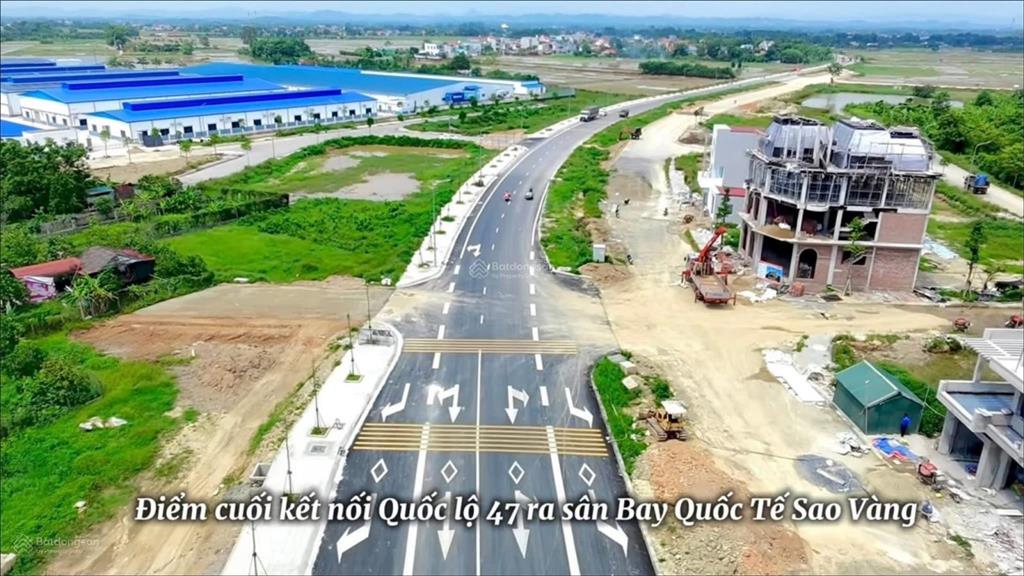Bán lô đất mặt đường 40m trục chính lên sân bay thọ xuân vị trí đẹp kinh doanh, đầu tư