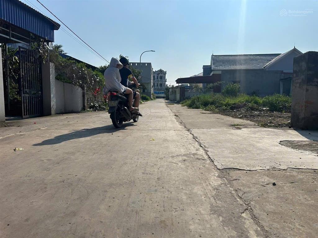 Chính chủ cần bán lô đất đẹp  83m2, đường thôn 7m  tiềm năng tăng giá