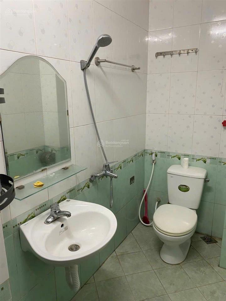 10tr/tháng nhà trọ ngõ 47 khuất duy tiến  3 tầng  3 ngủ  full đồ