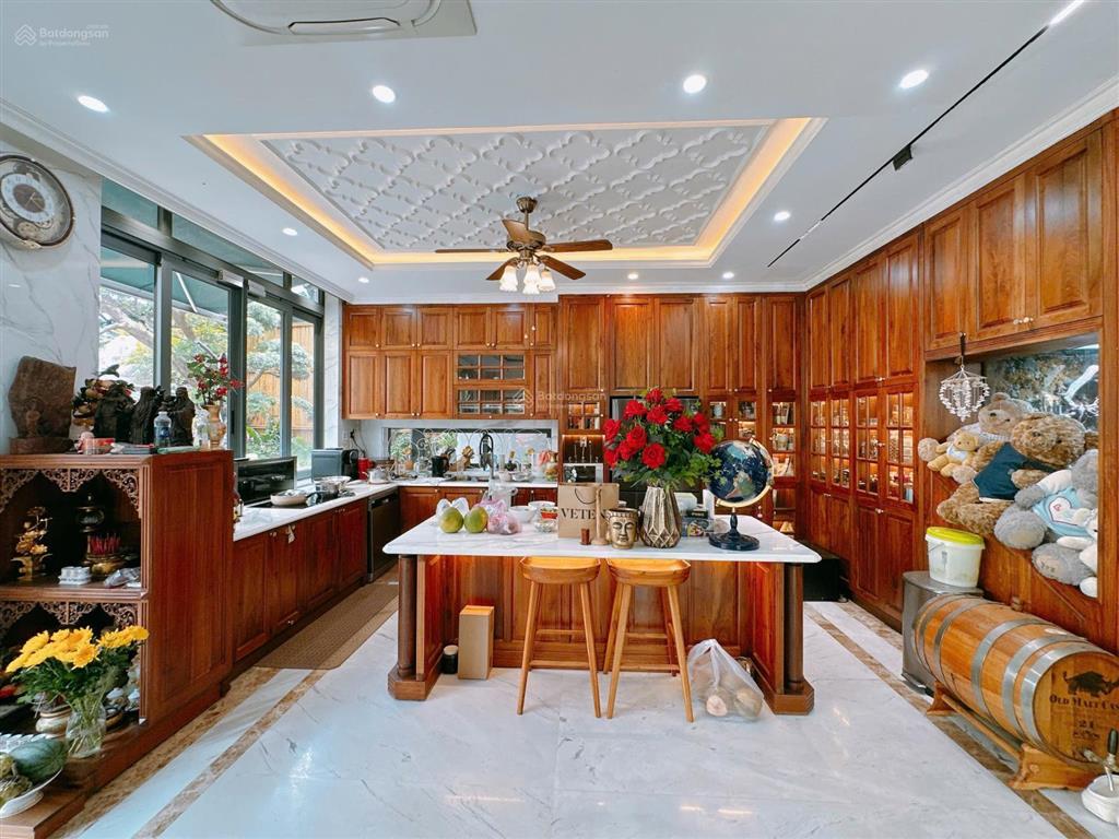 Nhà biệt thự đơn lập senturia vườn lài an phú đông quận 12