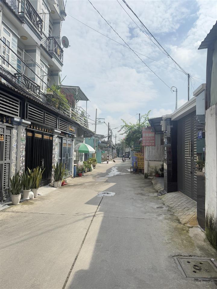 Bán nhà trọ 8 phòng 203m2 đất thới an 11, quận 12