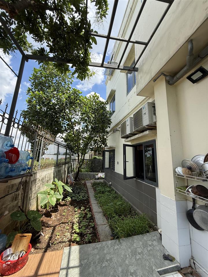 Bán căn biệt thự senturia 420m2 vườn lài an phú đông