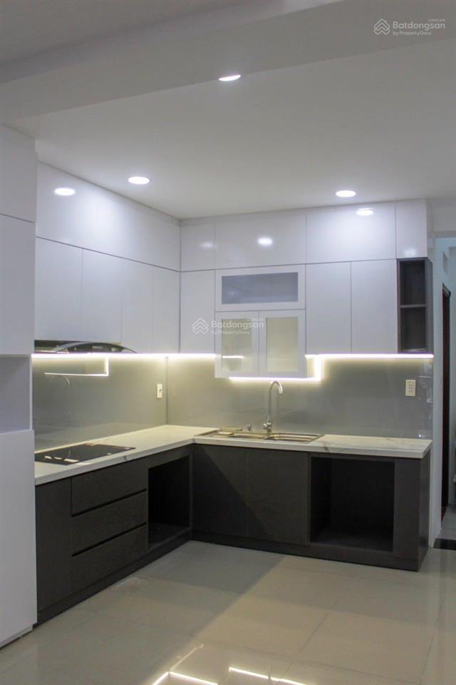 Bán nhà mặt tiền đường số 28, phường 6, gò vấp