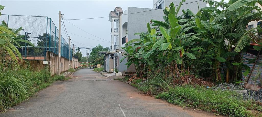 Lô góc 1/ đường bưng ông thoàn, quận 9, 6,05 tỷ, 79m2 giá rẻ nhất khu