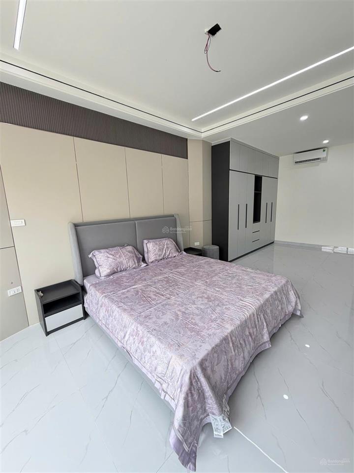 Bán nhà mặt phố tại khu đấu giá ngõ cổng, giá thỏa thuận, 55m2, 5pn, 5wc