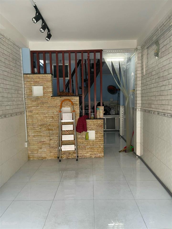 Bán nhà 3mx9m, 1 trệt 1 lầu, 2pn, 1wc, mặt tiền số 22 cửu long, phường 15, quận 10