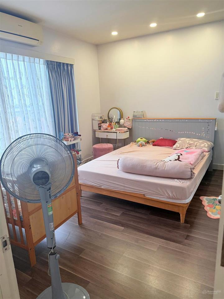 Cần cho thuê gấp căn hộ cao cấp sao mai q. 5