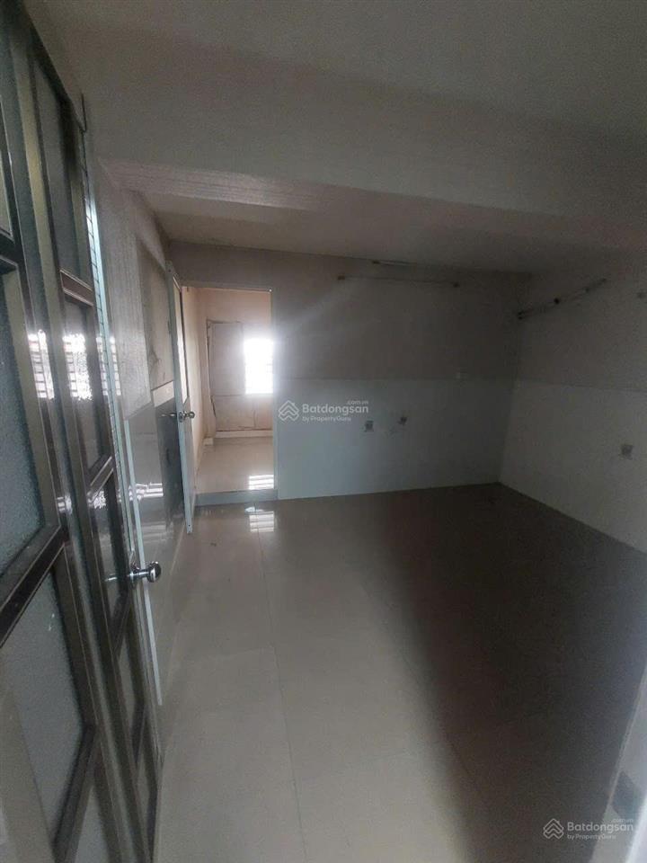 Cần bán chcc trệt nguyễn thị tần, p2, q8, diện tích 73.5m2, 2pn, 2wc