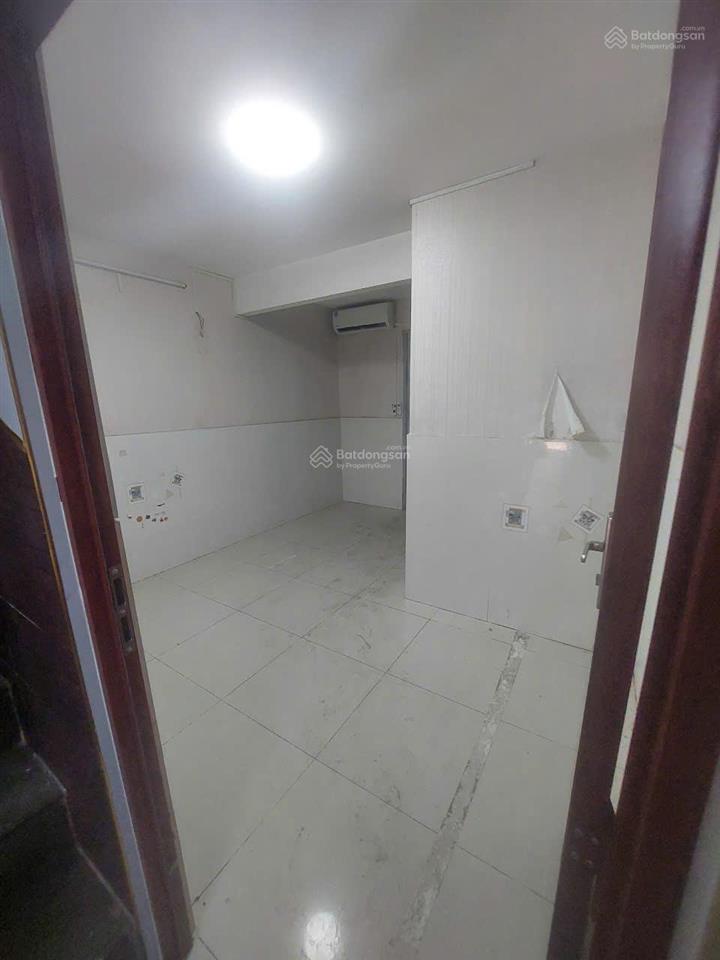 Cần bán chcc trệt nguyễn thị tần, p2, q8, diện tích 73.5m2, 2pn, 2wc