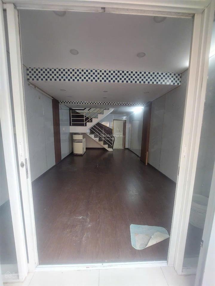 Cần bán chcc trệt nguyễn thị tần, p2, q8, diện tích 73.5m2, 2pn, 2wc