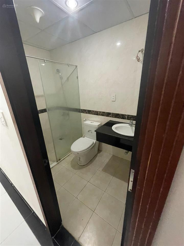 Cho thuê căn hộ giai việt  đường tạ quang bửu p chánh hưng