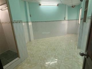Cần cho thuê căn nhà phố hẻm đường tân khai p.4 q.11, gần chợ, gần bv chợ rẫy
dt  3 x 7
1 trệt 2