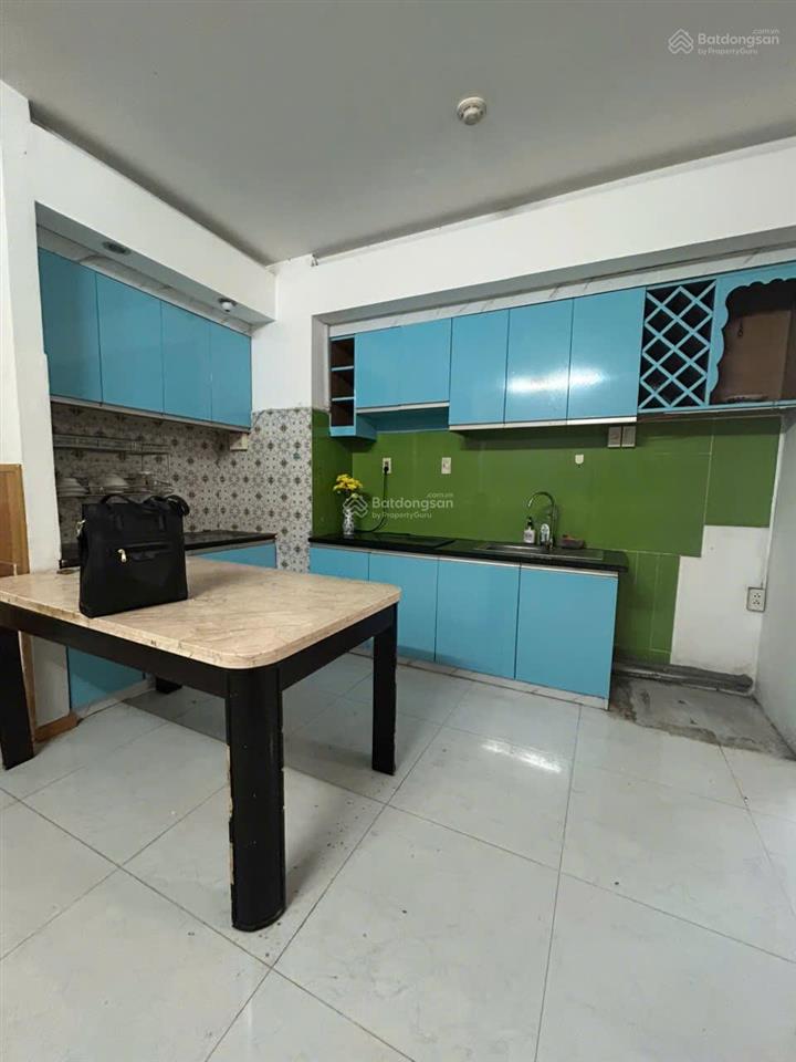 Cho bán căn hộ hồng lĩnh , khu trung sơn  bình chánh.