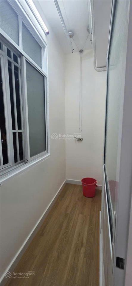 Cần bán gấp chung cư thang bộ nguyễn kim q10,lôb ,thang bộ lầu 2