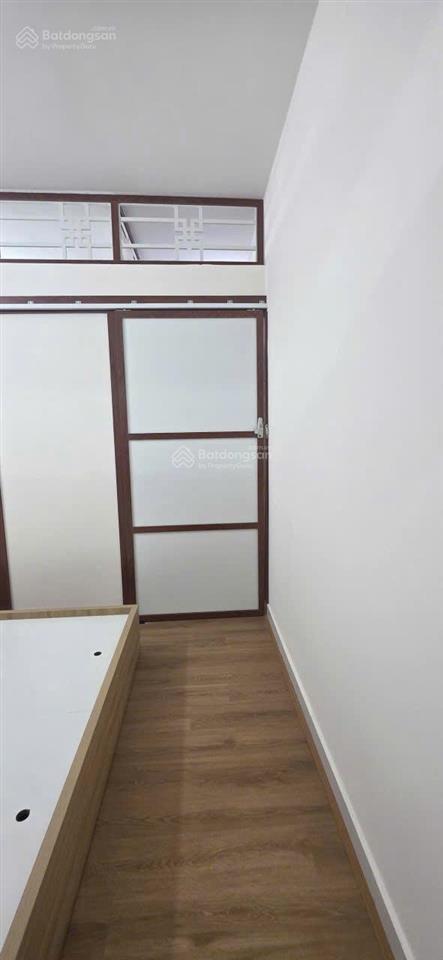 Cần bán gấp chung cư thang bộ nguyễn kim q10,lôb ,thang bộ lầu 2