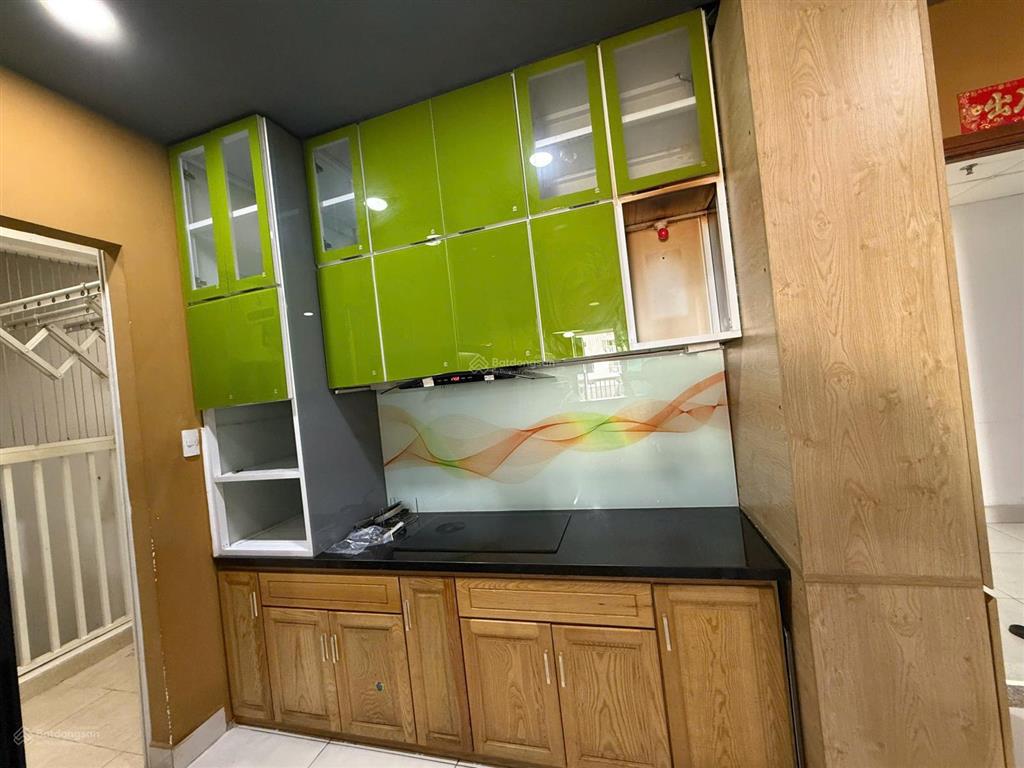 Cần cho thuê gấp căn hộ tara số 1a đường tạ quang bửu p6 q8