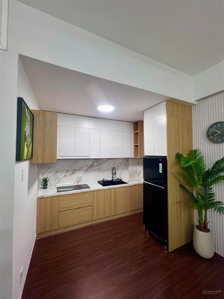 Cần bán gấp cao ốc b ngô gia tự