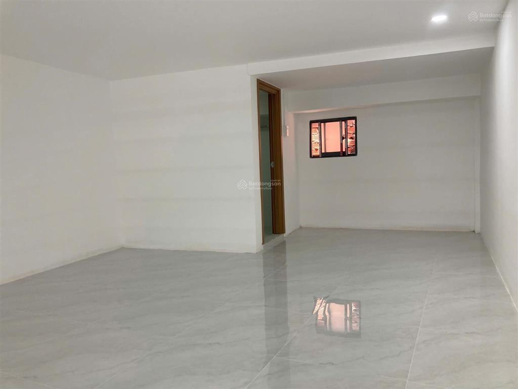 Cần bán nhà hẻm đường mễ cốc, phường 15 quận 8