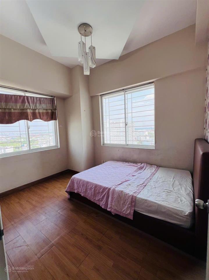 Cần bán gấp căn hộ mỹ thuận, phường bình phú