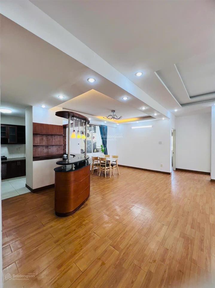 Cần bán gấp căn hộ mỹ thuận, phường bình phú