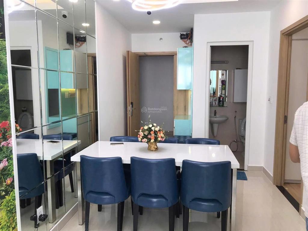 Bán căn 2pn 2wc diện tích 64.5m2 chỉ 4.2 tỷ view hồ bơi