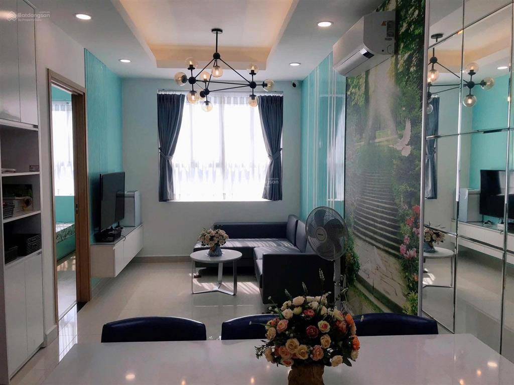 Bán căn 2pn 2wc diện tích 64.5m2 chỉ 4.2 tỷ view hồ bơi