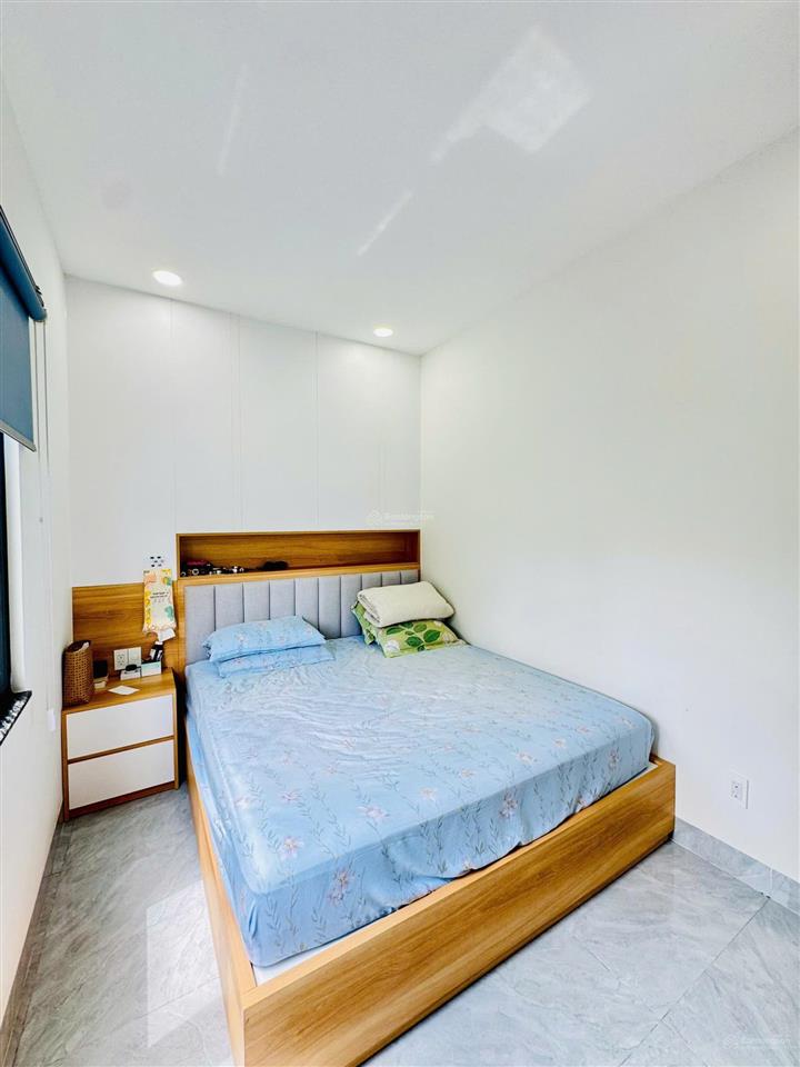 Nhà 3 tầng 79m² siêu đẹp đường 5m xe tải ngộp ngân hàng cần bán nhanh
