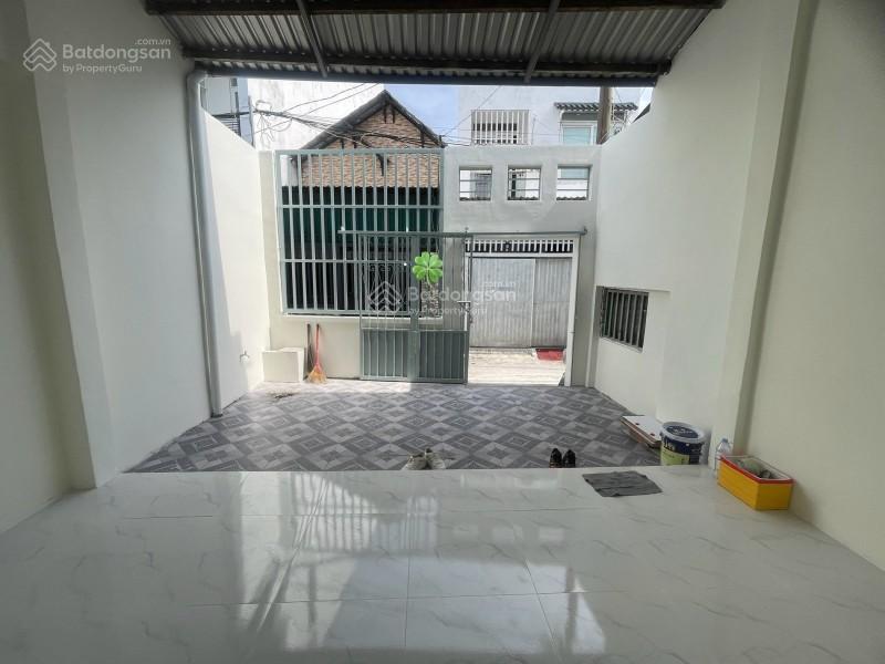 Cho thuê nhà 80m2 2pn có sân đường chỉ 6tr/tháng