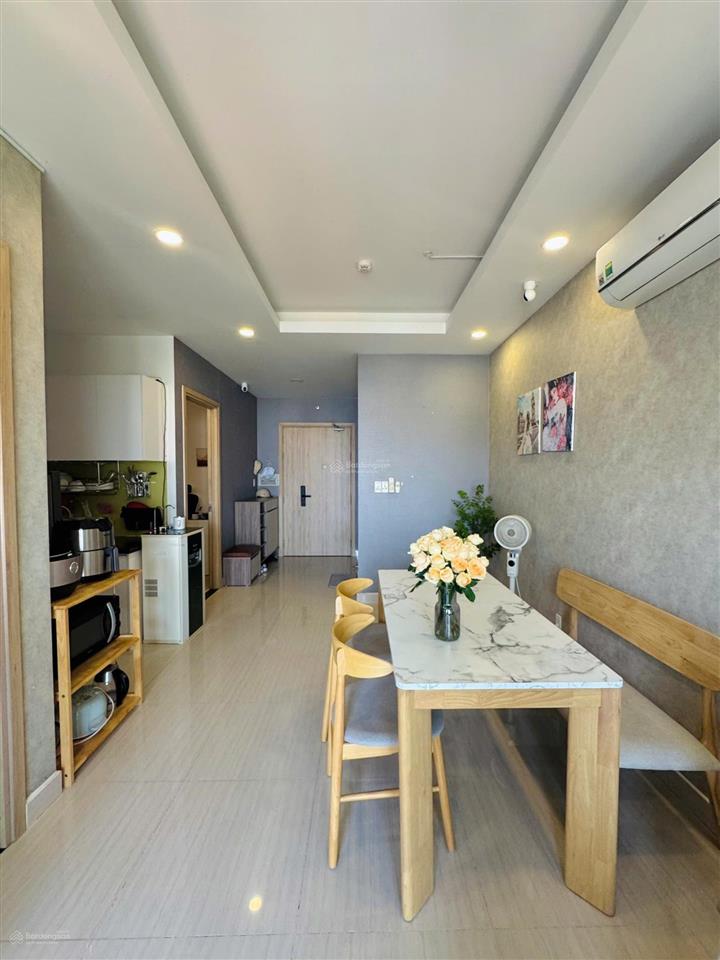 Chủ nhà cần bán 2pn 2wc diện tích 67m² tầng trung chỉ 4.2 tỷ