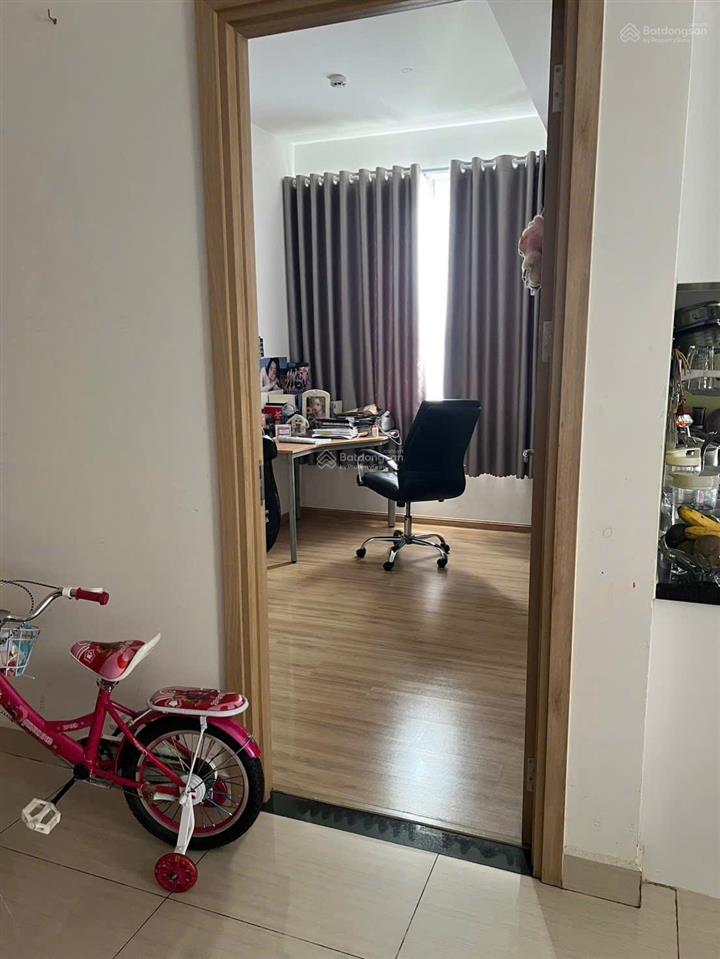 Căn góc 2pn 2wc view hồ bới landmark cực đẹp chỉ 4.3 tỷ full nội thất