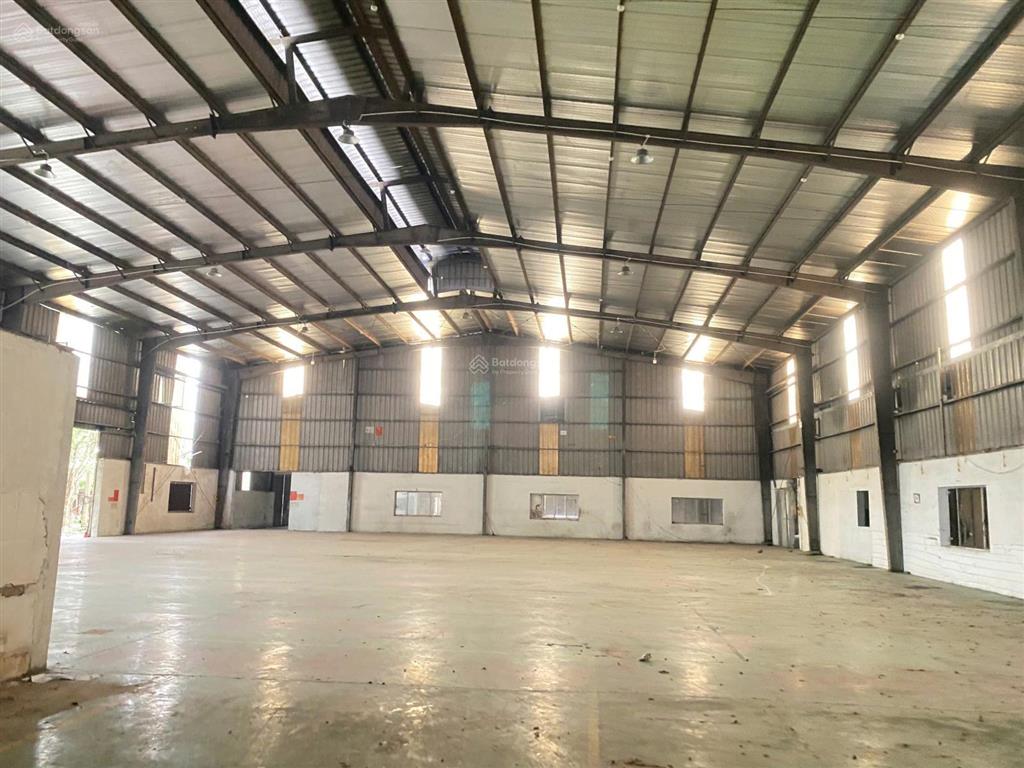 Kcn ngọc hồi  cơ hội vàng  thuê kho xưởng . dt 270 m2, 1209m2
