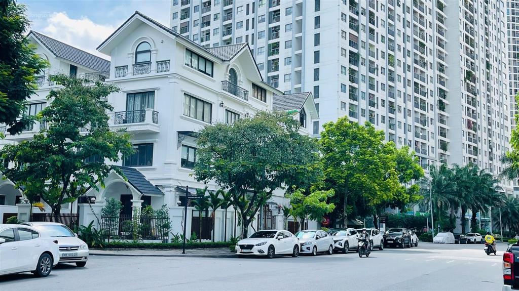 Bán căn góc biệt thự f0.01 an quý villa. đường 23,5m, hè rộng 6m, chỉ cần 25 tỷ