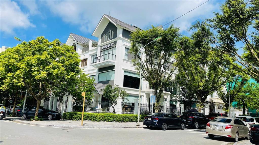 Bán nhà mặt tiền đường lê quang đạo, siêu vip. giá tốt
