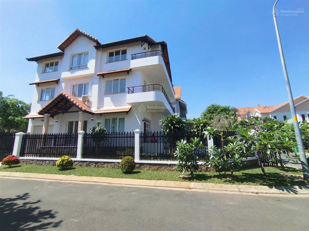 Hàng ngộp đầu tư  bán biệt thự 3 tầng, hồ bơi 490m2 đường thái ly thảo điền. chỉ 179tr/m2  88 tỷ