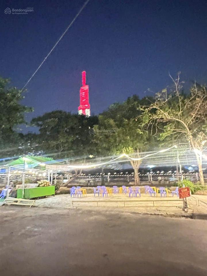 Bán biệt thự view landmark 81 khu bờ sông trần não,p. an khánh, q2. dt 8x17 3 tầng đẹp chỉ 45 tỷ